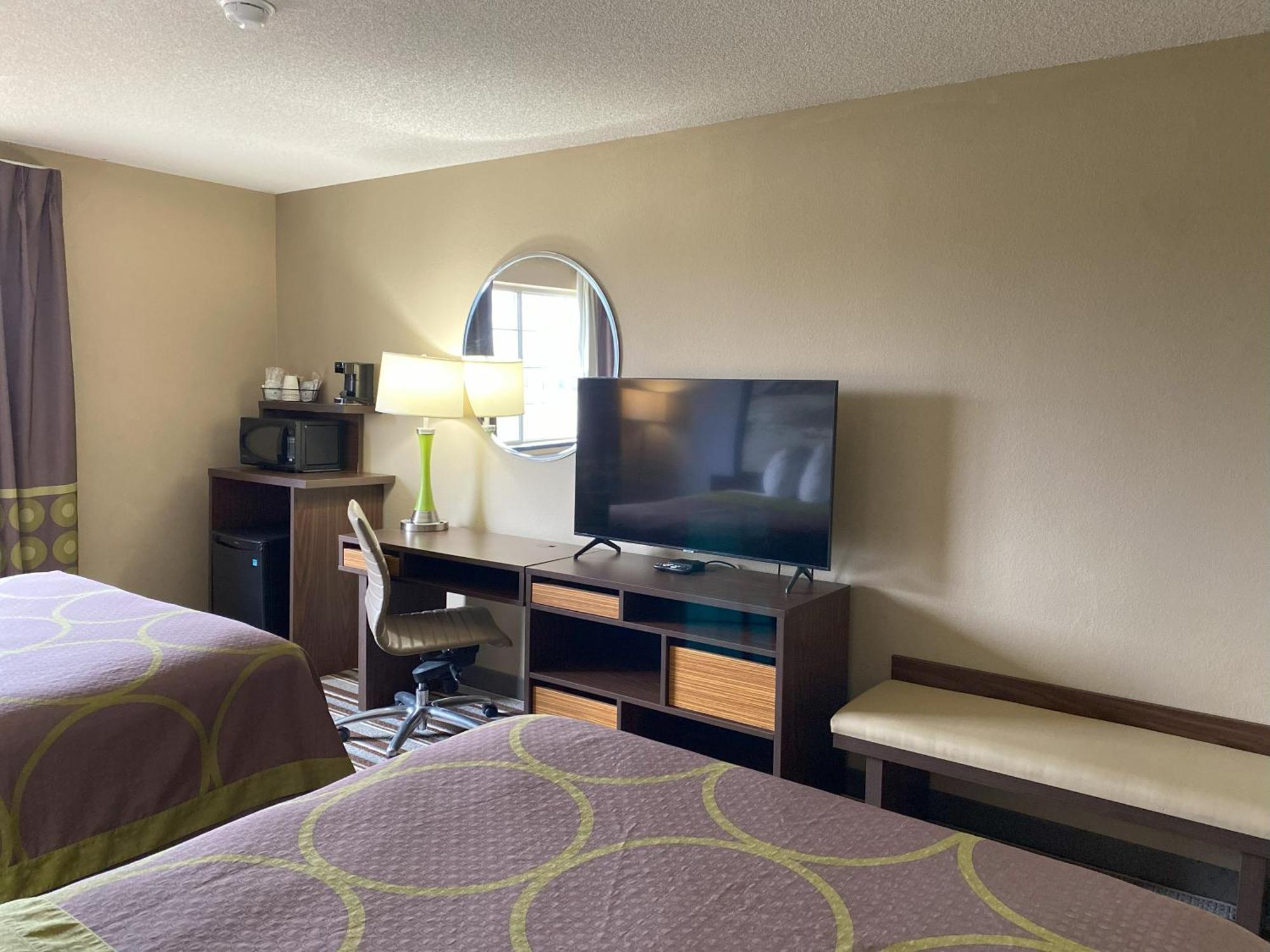 מלון Super 8 By Wyndham Winfield-Quail Ridge Area מראה חיצוני תמונה