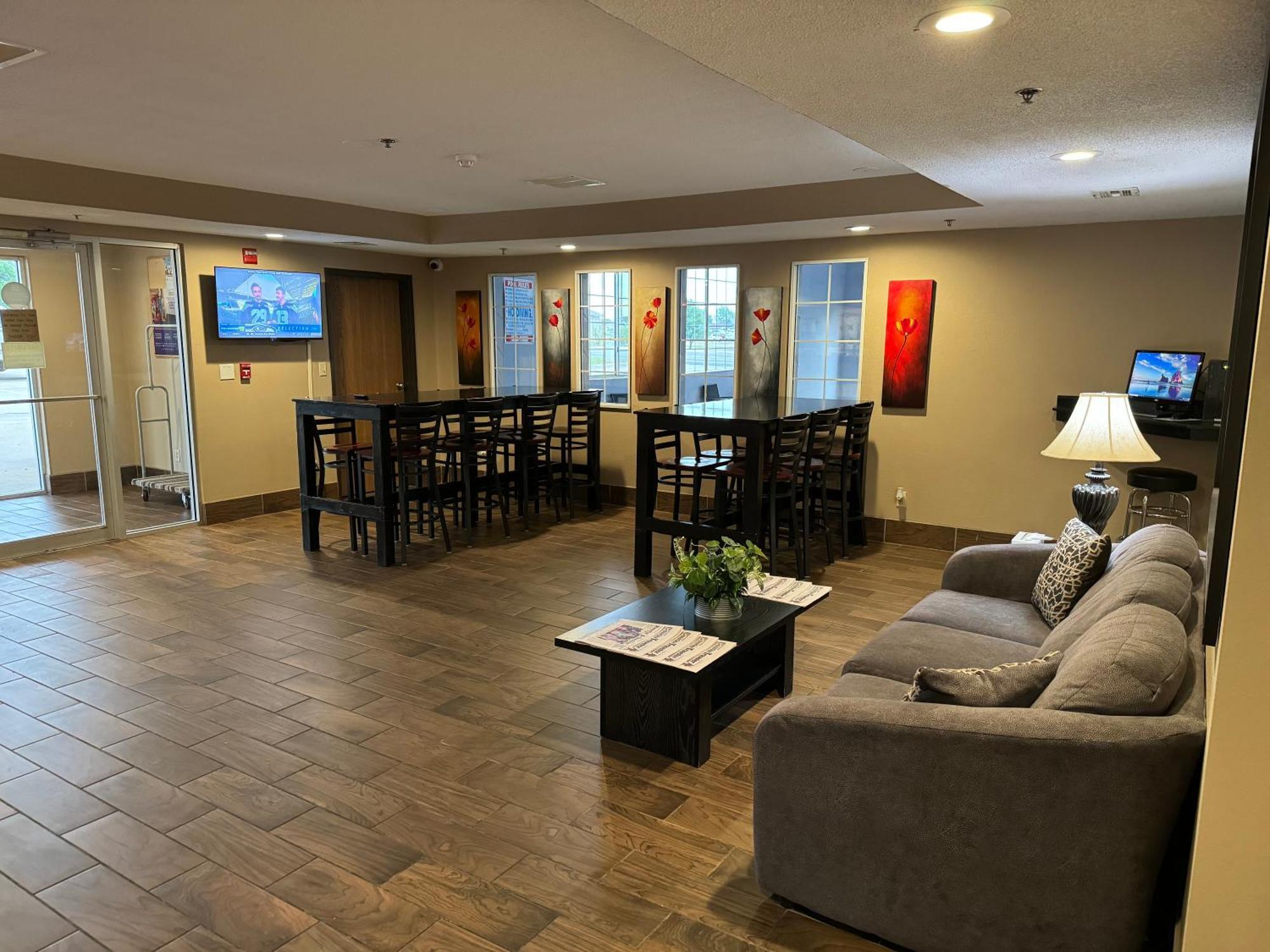 מלון Super 8 By Wyndham Winfield-Quail Ridge Area מראה חיצוני תמונה