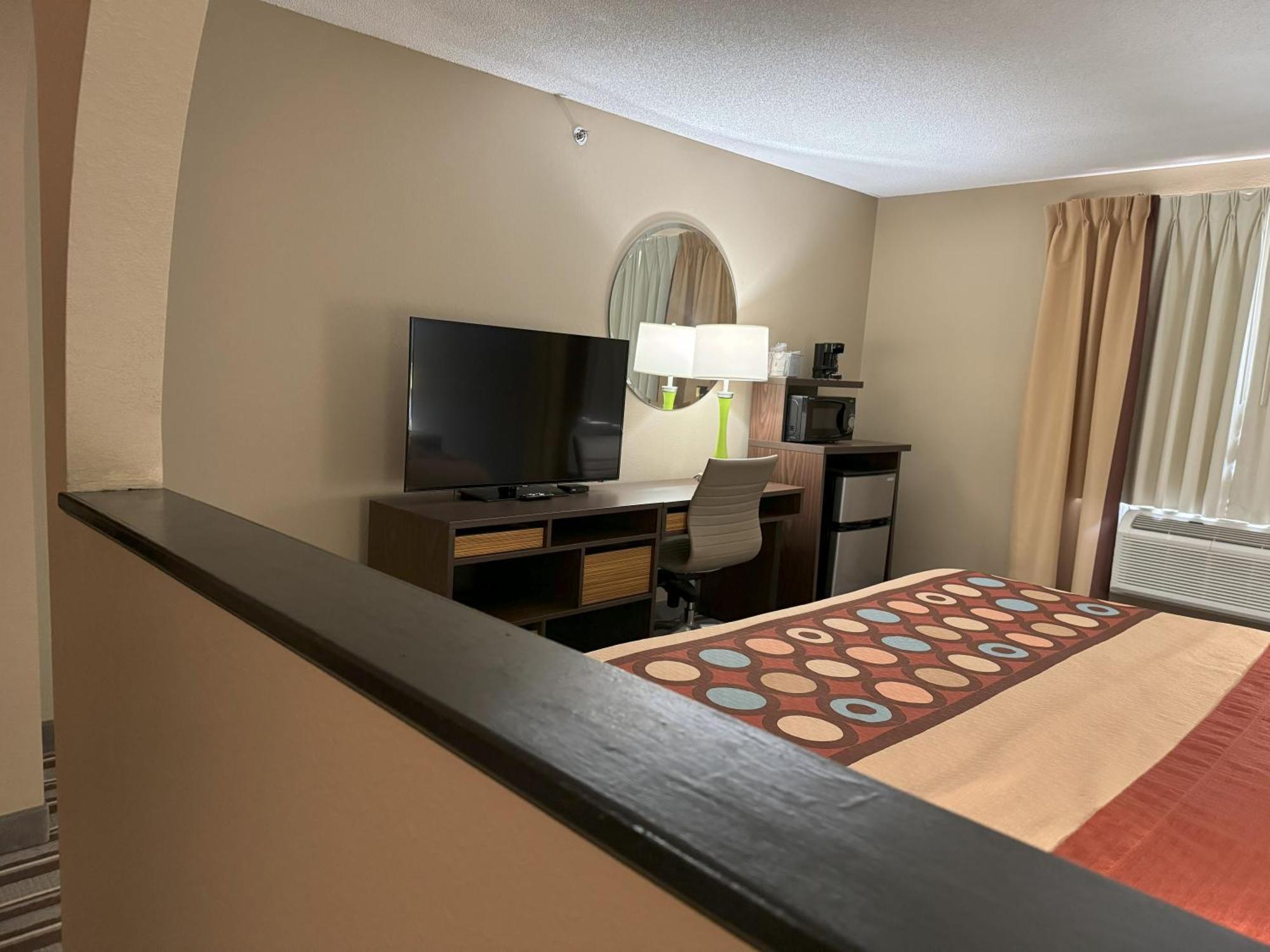 מלון Super 8 By Wyndham Winfield-Quail Ridge Area מראה חיצוני תמונה